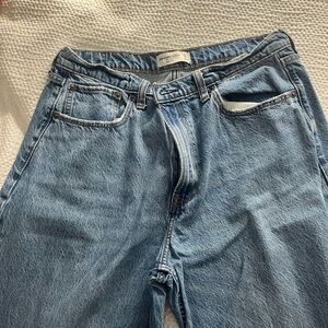 Abercrombie straight leg loose medium wash jeans
